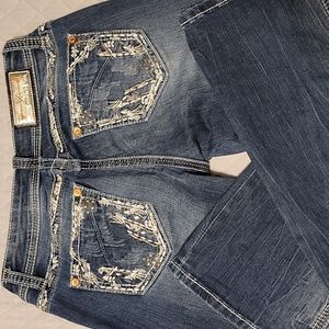 Grace in LA Jeans 28